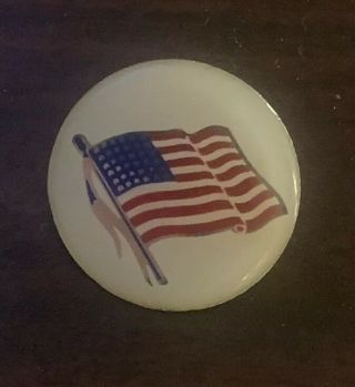 Vintage Collectible Pin Button: American Flag
