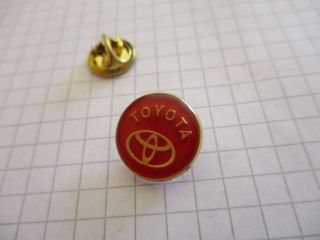 Toyota Car Logo Vintage Lapel Pin Badge Us21