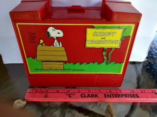 Vintage 1970 - 1971 Snoopy And Woodstock Peanuts Lunch Box No Thermos Red