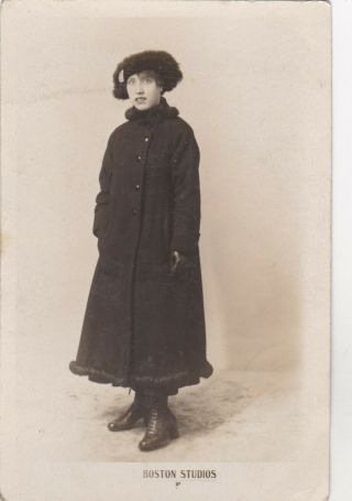 Old Photo Woman Glamour Fashion Hat Fur Coat Boots Boston Studios Sb2