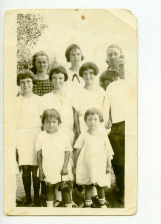 B&w Antique Photograph " All Our Children " 8 Girls All Ages Buster Brown Haircuts