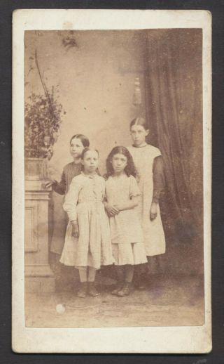 Cdv1206 Victorian Carte De Visite: Group Of Children,  Dukes,  Worcester 1860s