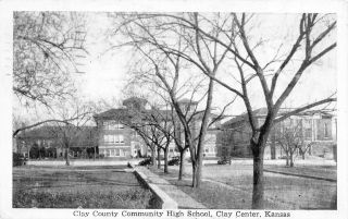Clay Center,  Ks Kansas Clay County Community High School 1947 B&w Postcard