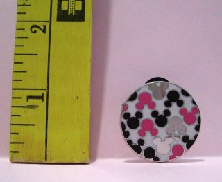 Walt Disney Mickey Mouse Colors & Logos Icon Pink Silver Black Trading Pin Badge