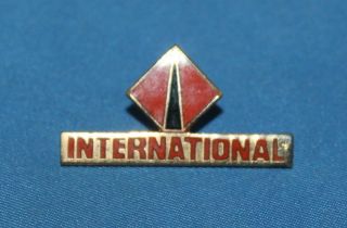Vintage International Truck Lapel / Hat Pin