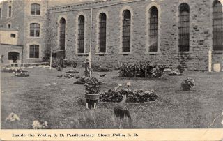Sioux Falls South Dakota Penitentiary Inside The Walls Fellow In Bibs 1913 B&w