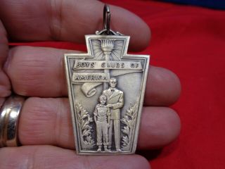 Vintage Boys Club Of America Medal Service Award.  Bx - G