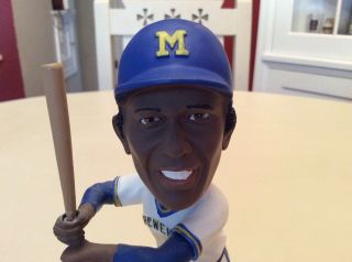 2010 Milwaukee Brewers Hank Aaron Bobblehead Re Glued At The Ankles.  No Box. 2