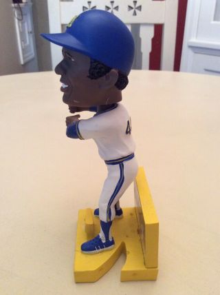 2010 Milwaukee Brewers Hank Aaron Bobblehead Re Glued At The Ankles.  No Box. 4