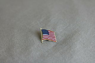 American Flag Lapel Pin.  Gold Tone.  3/4 “.