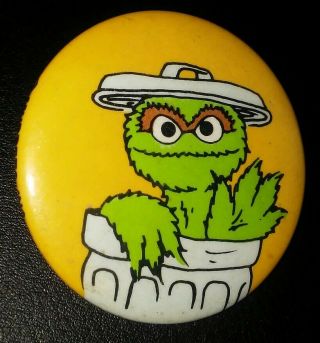 The Muppets Inc Oscar The Grouch Sesame Street Vintage Snap Pin Jim Henson Rare