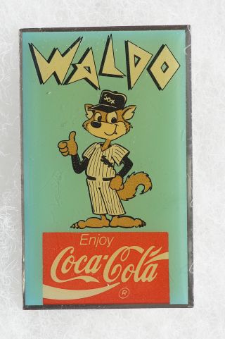 Chicago White Sox Baseball Waldo Coca Cola Promo Lapel Collectible Pin A0376