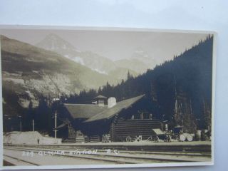 C.  P.  R.  Glacier Railway Station,  B.  C.  Vintage B&w R.  P.  Postcard C.  1940 