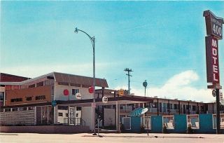 Bozeman Montana Imperial 400 Motel West Main Street 1960s Postcard