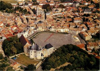 Picture Postcard: Barbezieux,  Vue Generale Et Le Chateau