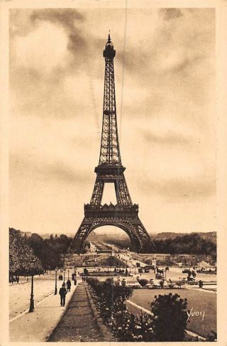 France Paris En Flanant La Tour Eiffel Tower Promenade
