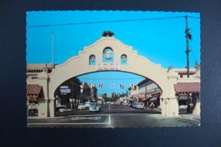646) Lodi Ca Main Street Businesses Lodi Arch Home Of The Flame Tokay Grape