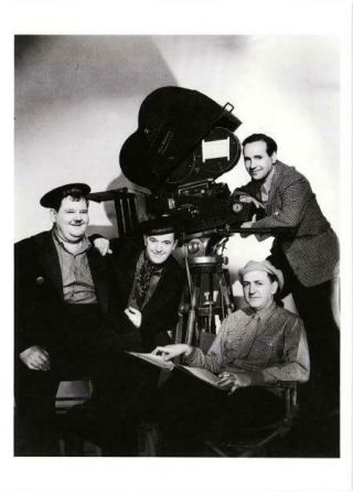 Laurel And Hardy With Harry Lachman On Our Relations Modern Postcard