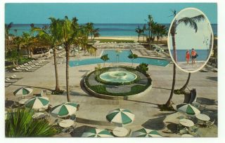 Grand Bahama Island Holiday Inn Vintage Postcard