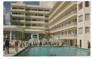 Vintage Florida Chrome Postcard Miami Beach Sorrento Hotel Pool Area