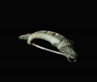 REMARKABLE Ancient Roman BRONZE PIKE FISH Fibula - white paste RRR 4