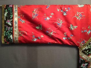 Antique Chinese embroidered red silk robe - Manchu robe - Flowers 满族红缎绣花蝶纹衬衣 5