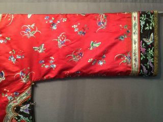 Antique Chinese embroidered red silk robe - Manchu robe - Flowers 满族红缎绣花蝶纹衬衣 6