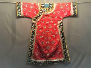 Antique Chinese embroidered red silk robe - Manchu robe - Flowers 满族红缎绣花蝶纹衬衣 8