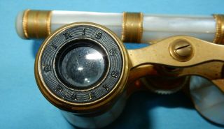 ANTIQUE French MOTHER OF PEARL & BRASS OPERA GLASSES BINOCULARS By IRIS PARIS 5