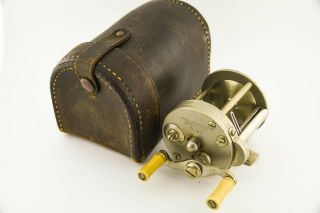 Vintage Heddon 3 - 35 Level Wind Antique Bait Casting Reel Leather Case Et78