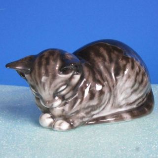 Rosenthal Porcelain - Sleeping Cat Figurine 1304 - Signed By Himmelstoss
