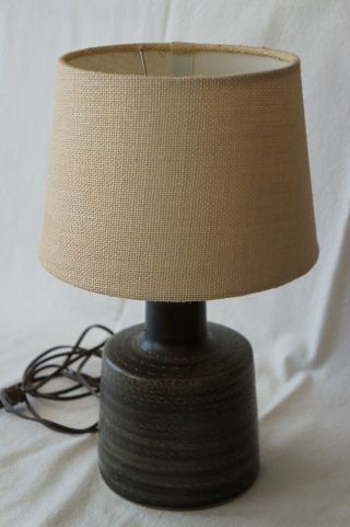 Vintage Mid Century Modern Martz Marshall Studios Ceramic Lamp With Burlap Shade