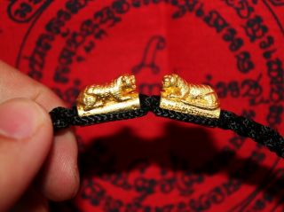 Lp Pern Wat bang Phra Muay Thai Boxing Twin Tiger talisman Amulet Arm Wristband 2
