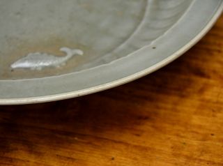Large Antique Chinese Ming Longquan Celadon Glaze Molded Fish Porcelain Plate 7