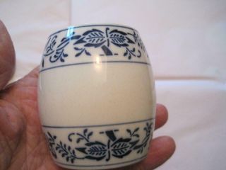 Antique German Porcelain Spice Jar & Cover Blue Onion Cloves GC For it ' s Age 4