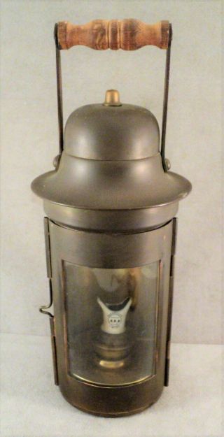 Antique Sherwoods Ltd Oil Lamp Brass & Glass Ship 