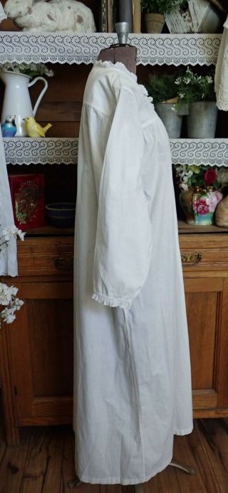 Sweet Farmhouse Antique White Cotton Night Gown Great Display Nightgown 4