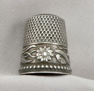 Antique Sterling Silver Sewing Thimble Daisy Flower Band 4.  5g Stern Bros Size 9