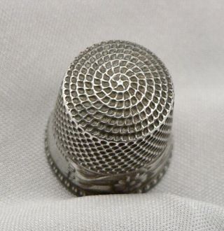 Antique STERLING Silver SEWING THIMBLE Daisy Flower Band 4.  5g STERN BROS Size 9 3