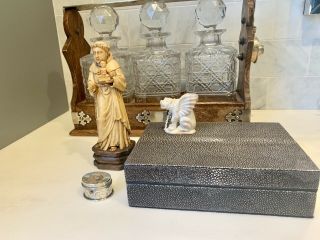 A Beautuful Gray Shagreen (stingray) Desk Box