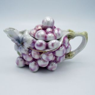 Antique Royal Bayreuth Grapes Teapot Tea Pot
