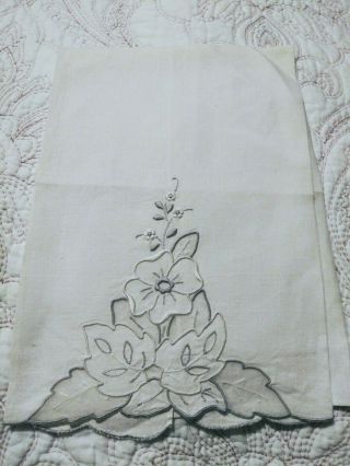 Madeira Embroidered and Applique White Linen Hand Towel 19 