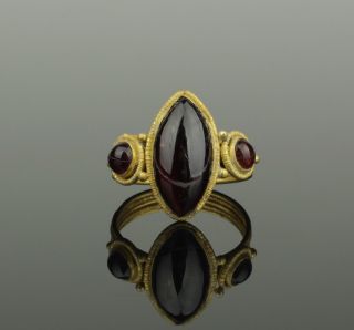 Ancient Byzantine Gold & Garnet Ring - 6th/9th Century Ad