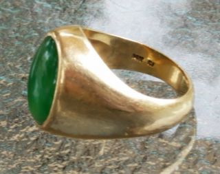 Vintage Estate Men ' s 14k Yellow Gold and Imperial Jade Ring 14.  3 gm.  Sz10 7
