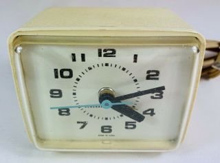 Vintage General Electric Small Beige Alarm Clock Great Made In Usa
