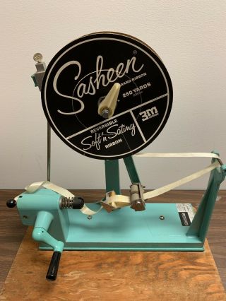 Vintage 3m Sasheen Antique Ribbon And Bow Maker S - 72 With Partial Ribbon Roll