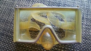 Vintage U.  S.  Divers Aqua - Lung Wrap - Around Face Mask Goggles Tempered Glass