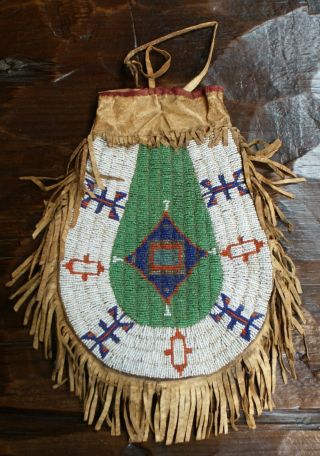 Antique Circa 1890 Sioux Indian Beaded Sinew Sewn Tear Drop Hide Bag