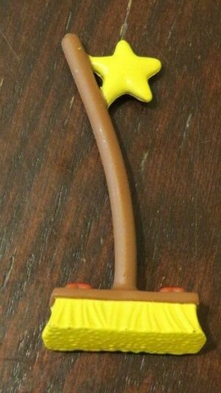 Vintage Replacement Part Poseable Care Bears Figure Kenner Cloud Keeper Broom 2