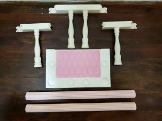 Barbie Magical Mansion Replacement Part - - 2nd Floor Balcony Railings Pillars B